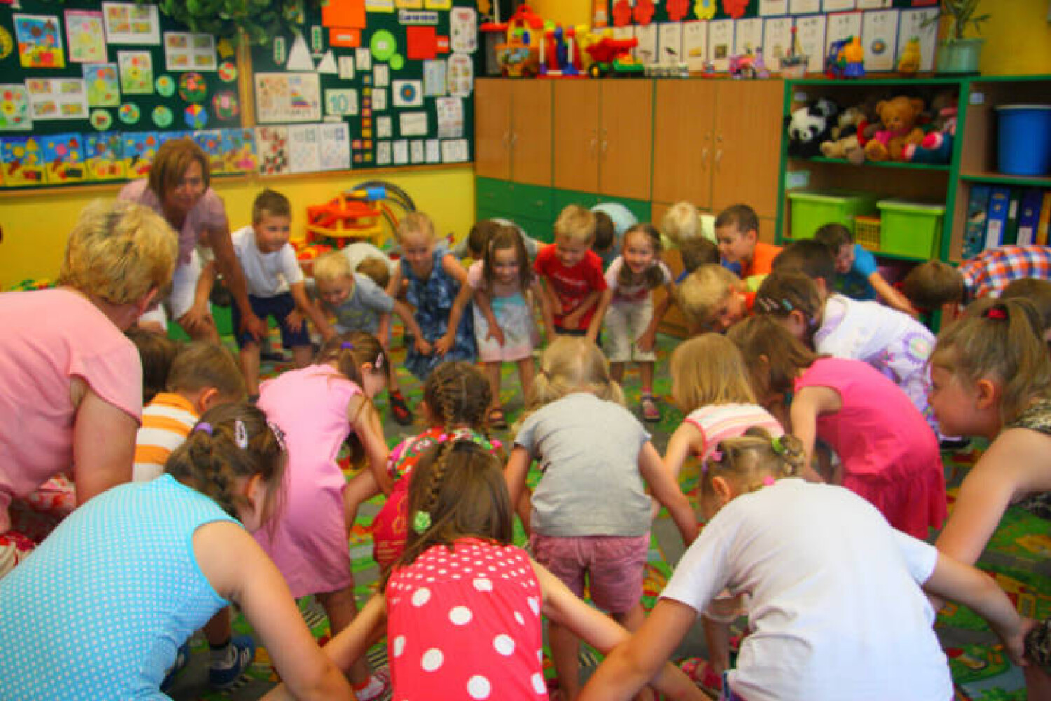 SZKOŁA DLA PRZEDSZKOLA, PRZEDSZKOLE DLA SZKOŁY